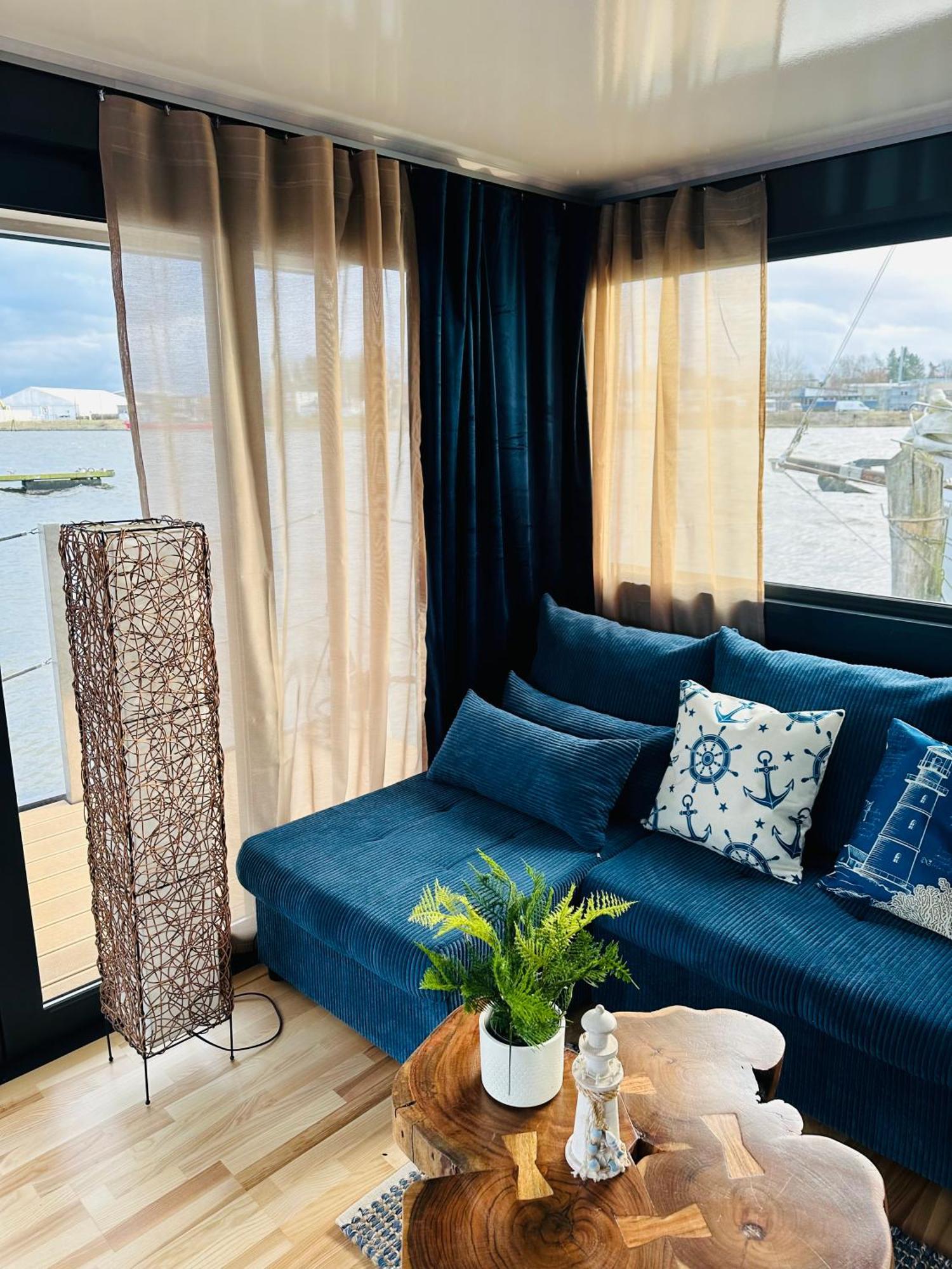 Premium Hausboot Blaue Lagune Lubeca Exterior foto